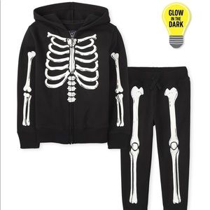 Children’s Place Skeleton Jogger Set